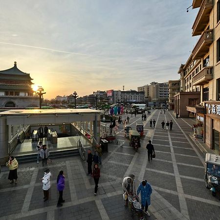 Center Hotel Xi'An Bell Tower Exterior photo